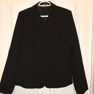 🧵 Black Long Sleeve Blazer